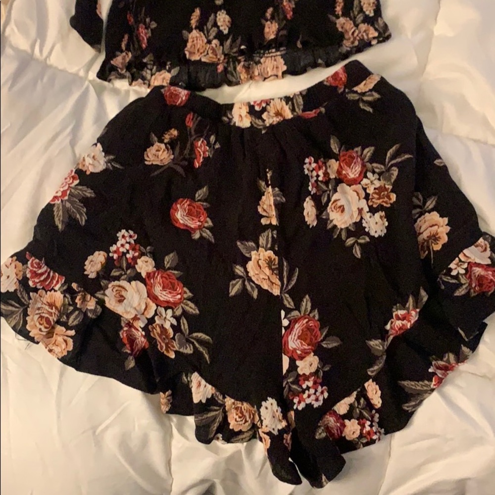 Separated rose Romper set